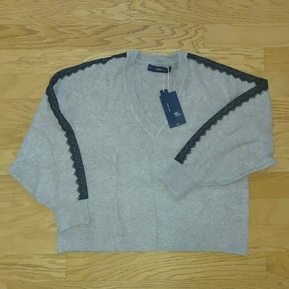 NWT Zara Beige Oversized Contrasting Lace Sleeve/Shoulder Details Sweater. S - Picture 4 of 9